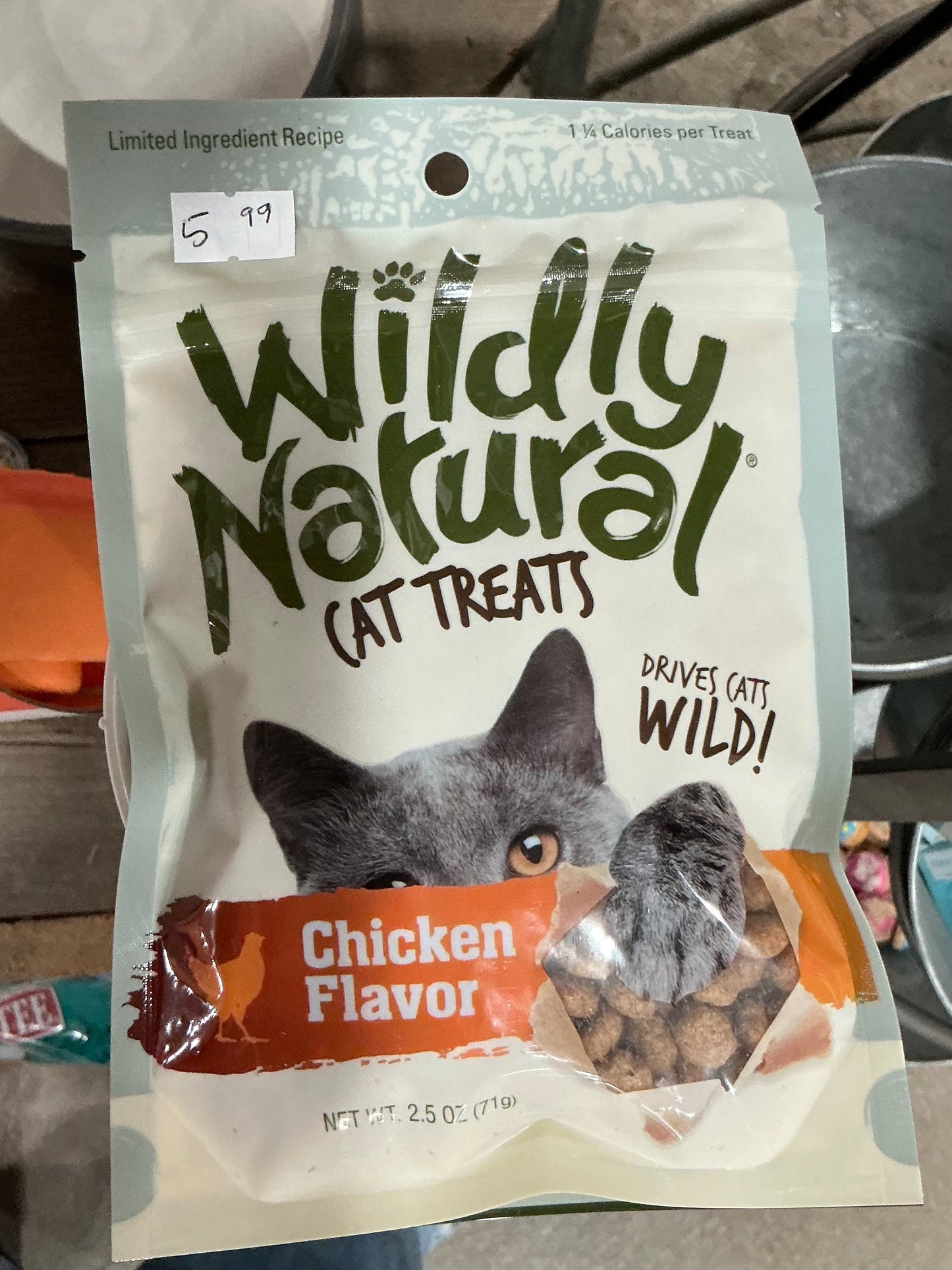 Wildly Narural Cat Treats Chicken Flavor