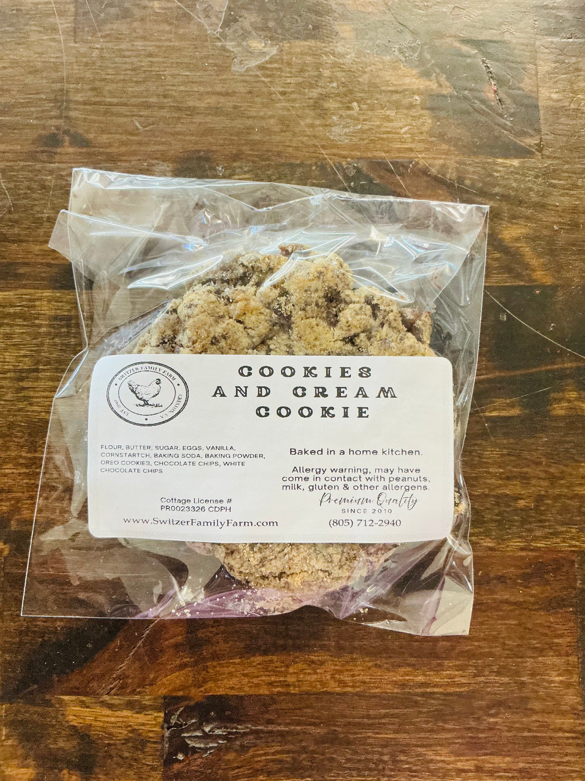 Switzer Family Farm Medium Cookie & Cream Cookie