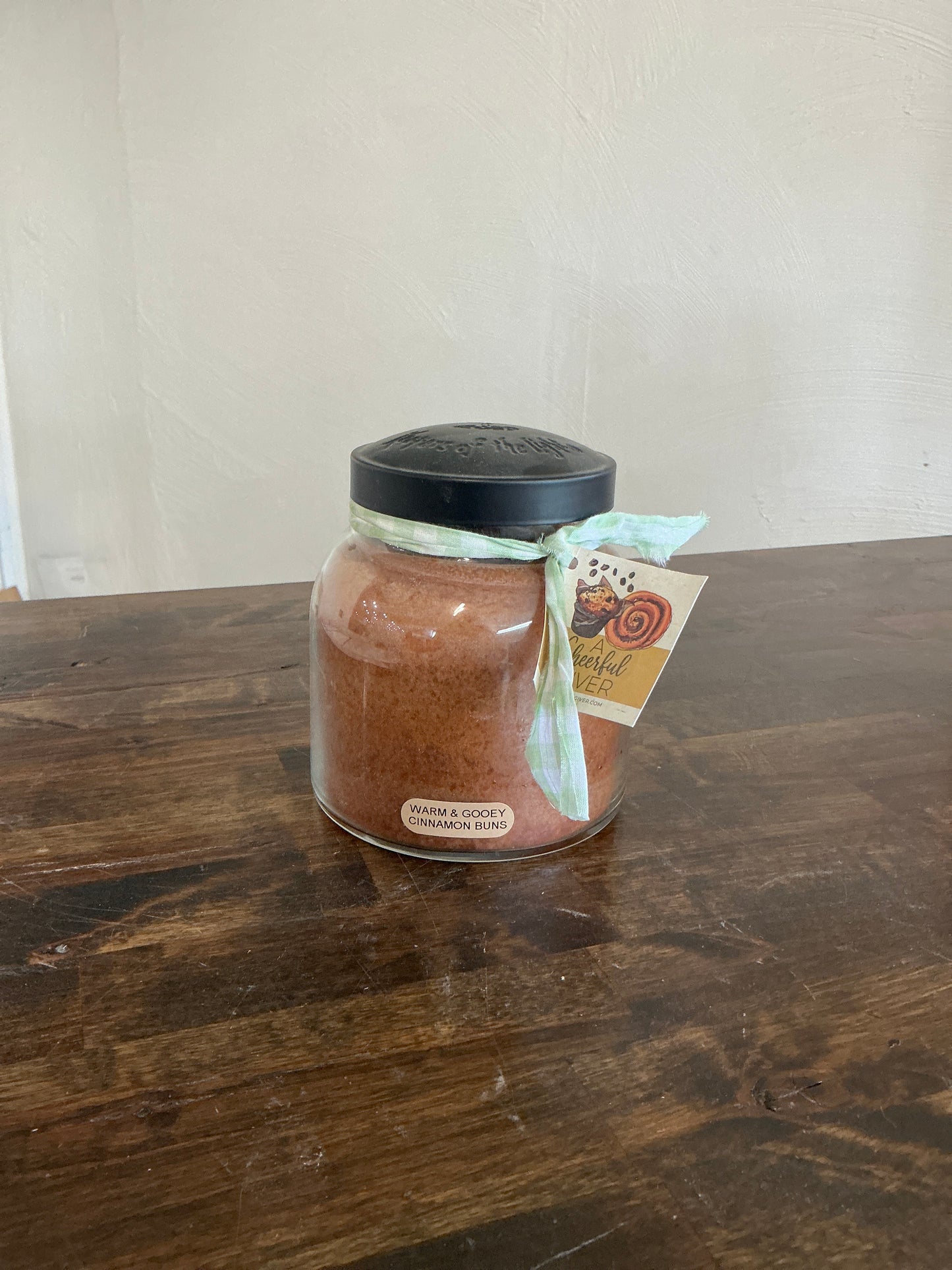 Candle — Warm & Gooey Cinnamon Buns