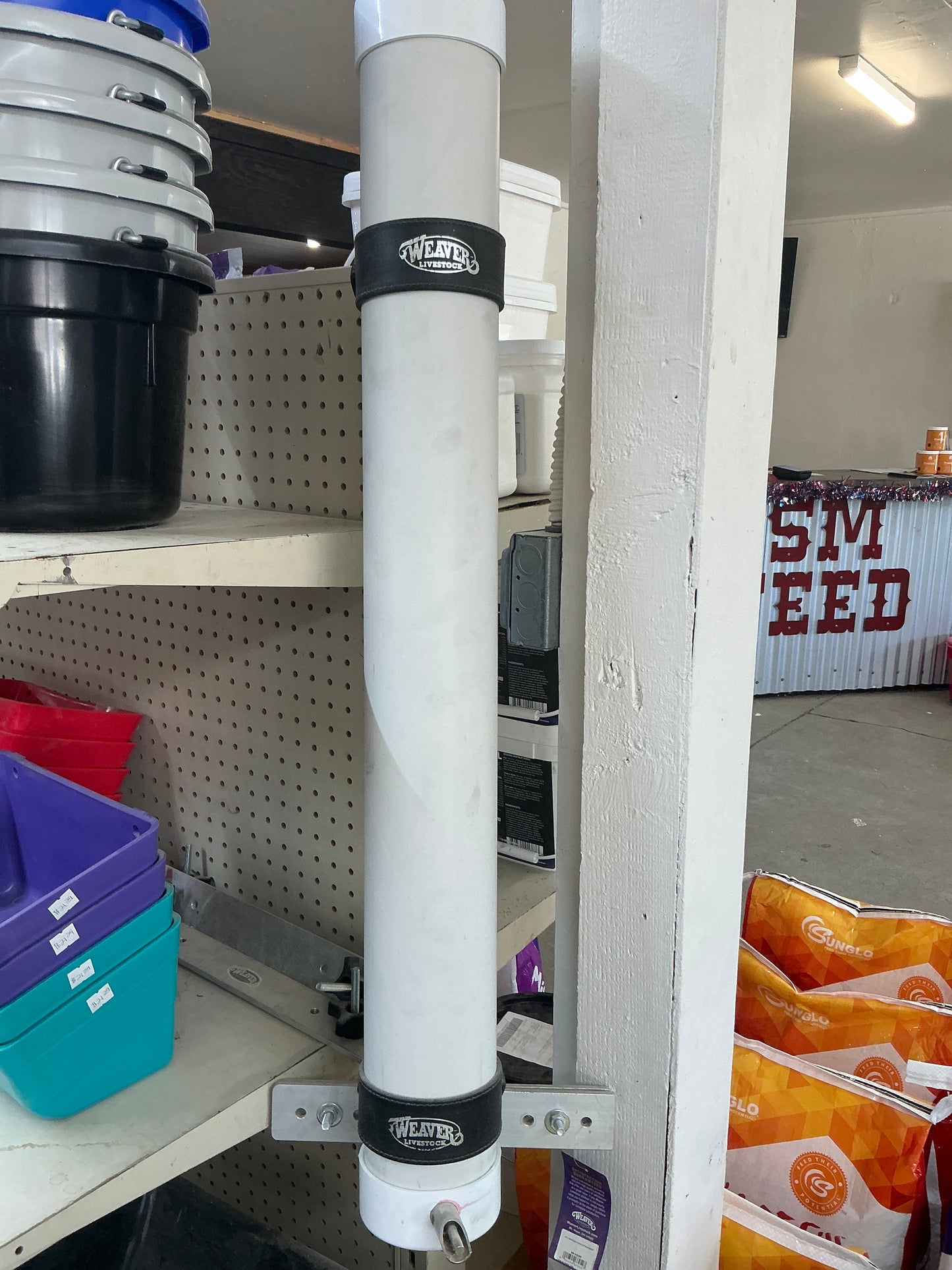 Pig Weaver Waterer