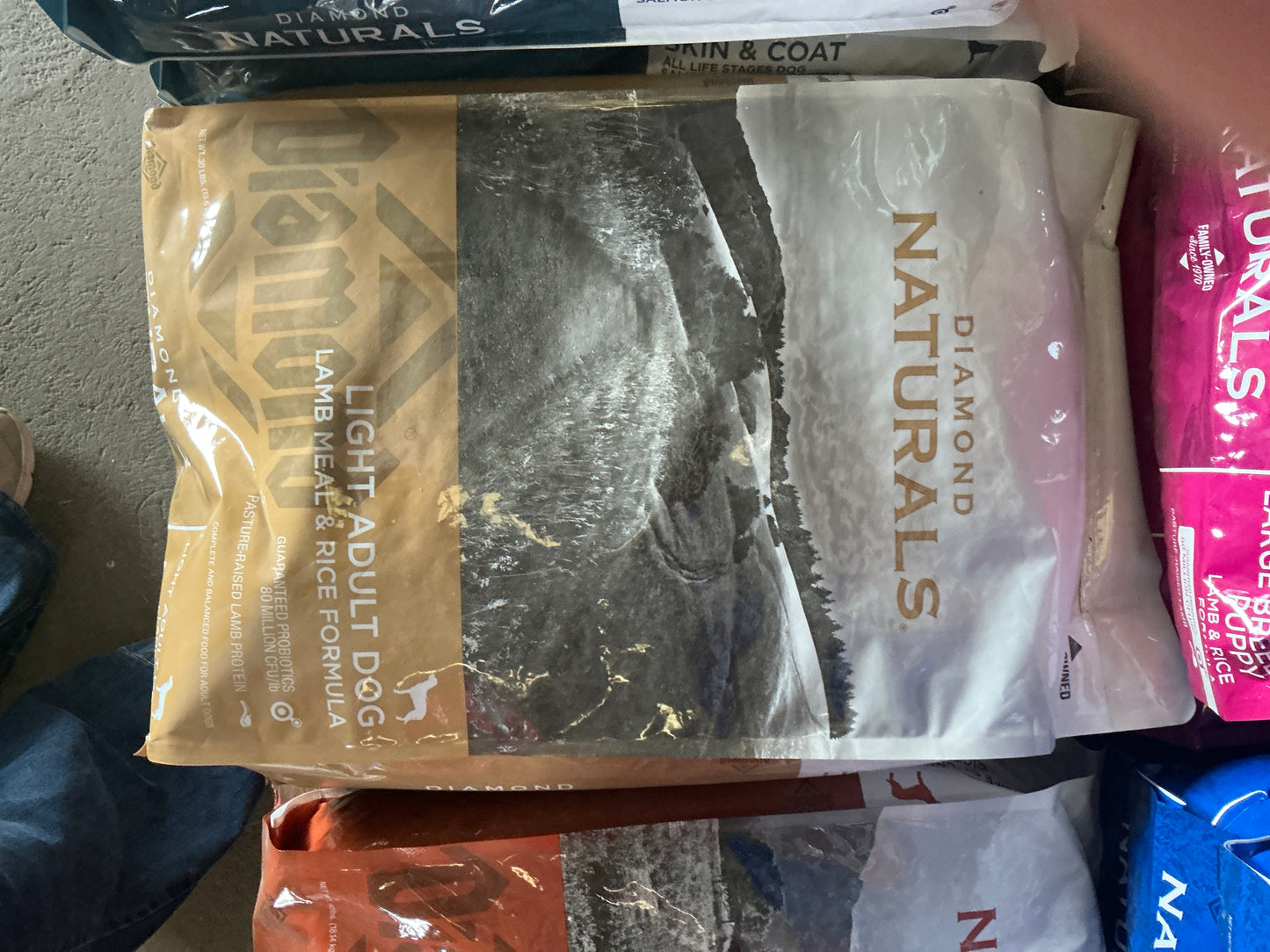 Diamond Naturals Light Adult Lamb Rice Tan Bag