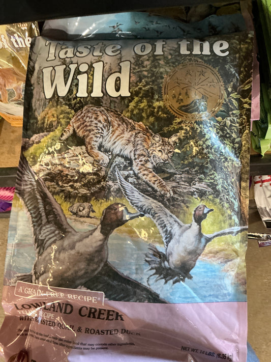 Taste of the Wild Cat Lowland Creek medium