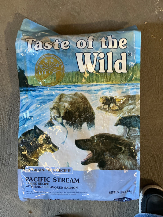 Taste of the Wild Dog Pacific stream medium